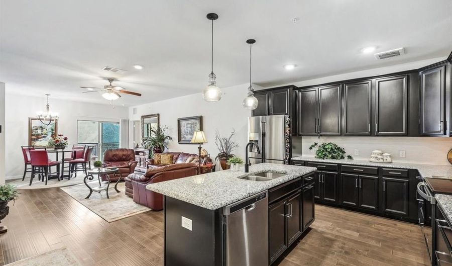 651 N Watters Rd 5205, Allen, TX 75013 - 2 Beds, 2 Bath