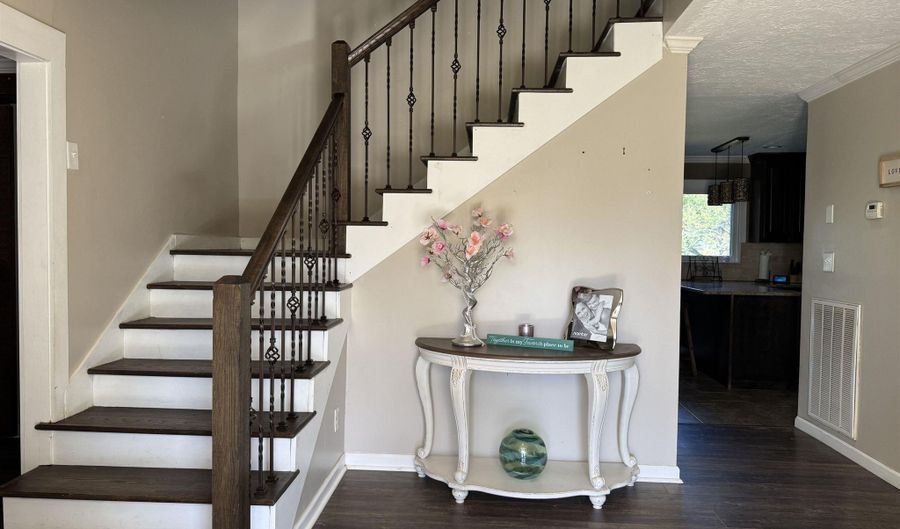 25 ARROWHEAD Trl, Anniston, AL 36206 - 5 Beds, 3 Bath