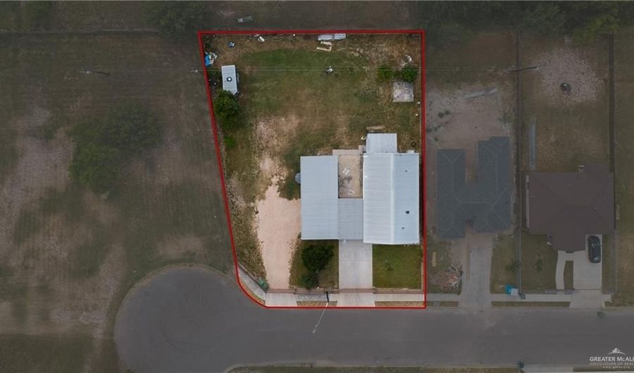 1341 Middle St, Alamo, TX 78516 - 3 Beds, 2 Bath