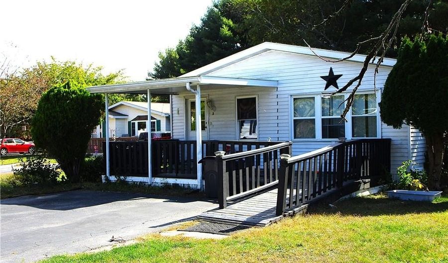 3 Lear Dr, Coventry, RI 02816 - 2 Beds, 2 Bath