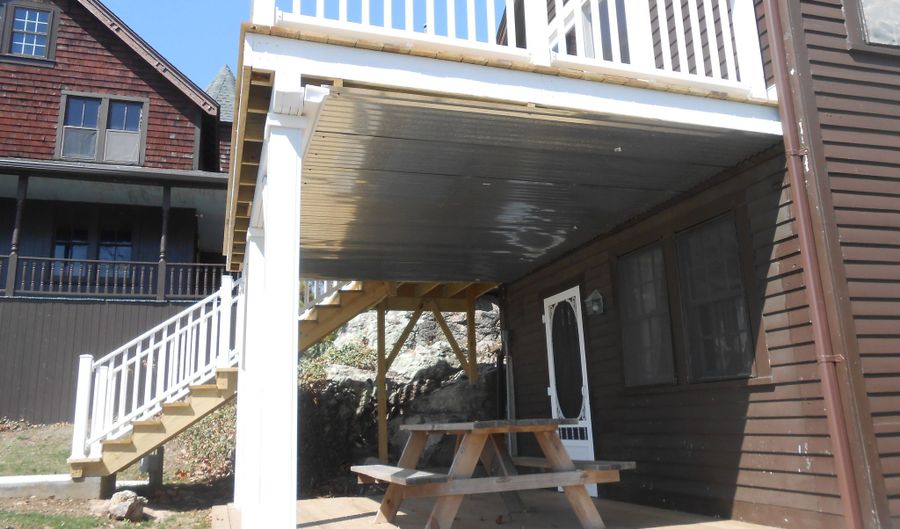 1-3 Parker Memorial Dr, Branford, CT 06405 - 3 Beds, 2 Bath
