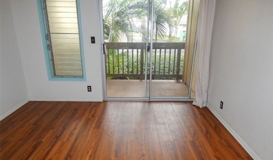 46-63 Emepela Pl U206, Kaneohe, HI 96744 - 2 Beds, 2 Bath