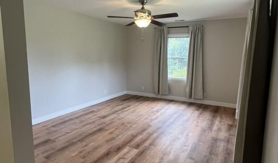 10501 Nc 211, Aberdeen, NC 28315 - 3 Beds, 2 Bath