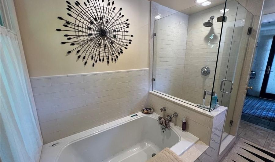 11 Harbor St, Jamestown, RI 02835 - 3 Beds, 3 Bath