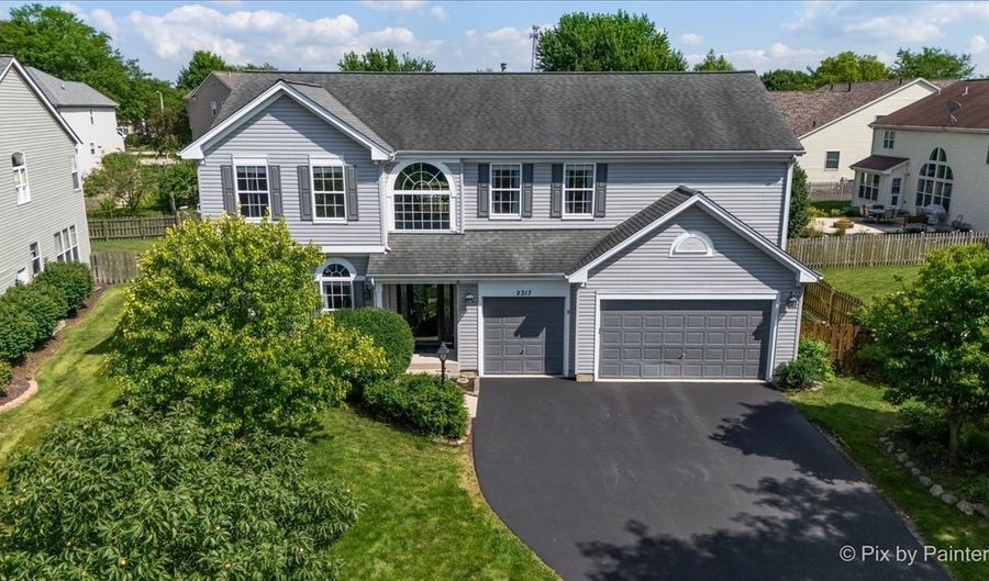 2317 Barrett Dr, Algonquin, IL 60102 - 4 Beds, 4 Bath