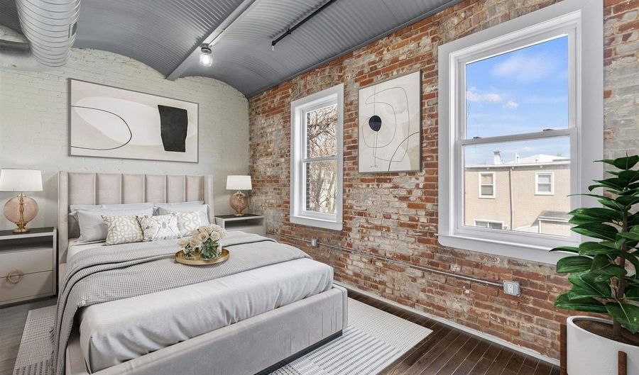 21 W 20TH St 205, Bayonne, NJ 07002 - 1 Beds, 1 Bath