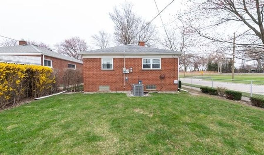 7252 LUANA Ave, Allen Park, MI 48101 - 3 Beds, 1 Bath