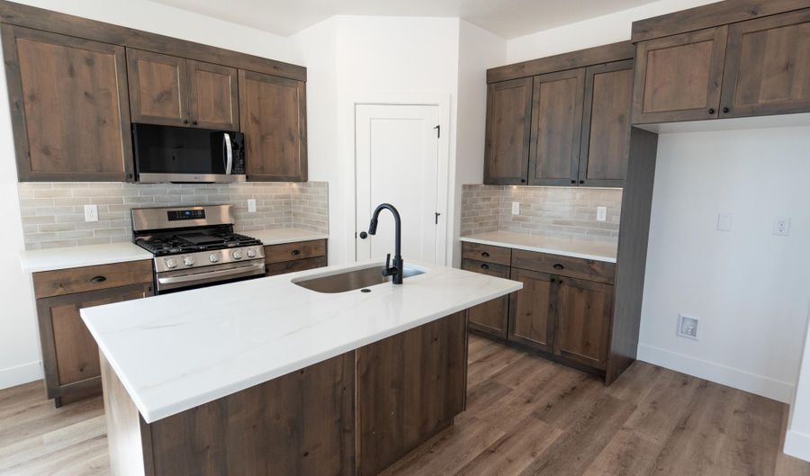 341 W Rosie Loop, Cedar City, UT 84721 - 3 Beds, 2 Bath