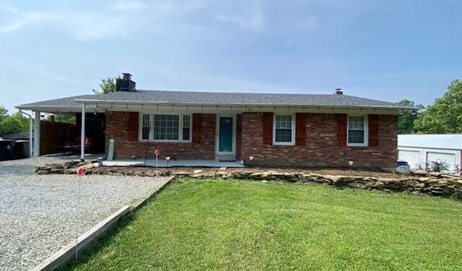 1627 Ritchie Ln, Bardstown, KY 40004 - 3 Beds, 2 Bath
