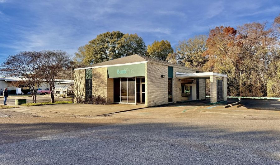 100 Julia St, Belzoni, MS 39038 - 0 Beds, 0 Bath