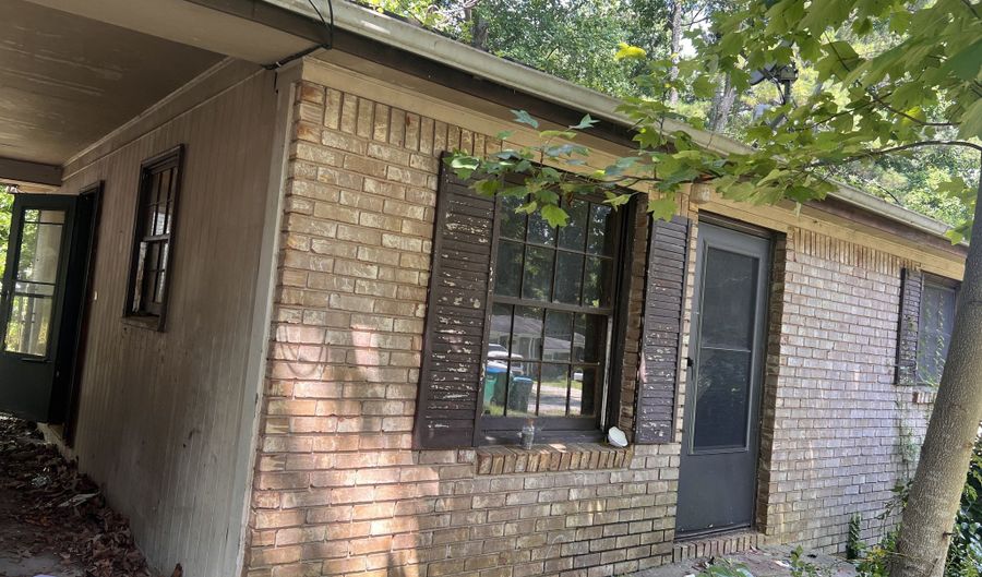 6337 Wellington, Austell, GA 30106 - 3 Beds, 2 Bath