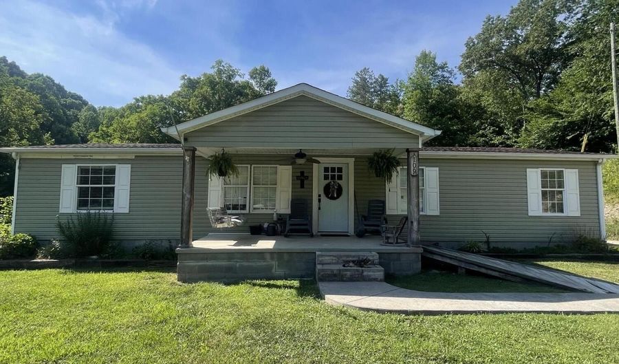 109 Tanyard Hl, Barbourville, KY 40906 - 3 Beds, 2 Bath