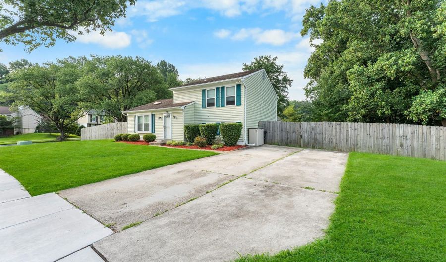 17217 BROOKMEADOW Ln, Upper Marlboro, MD 20772 - 3 Beds, 2 Bath