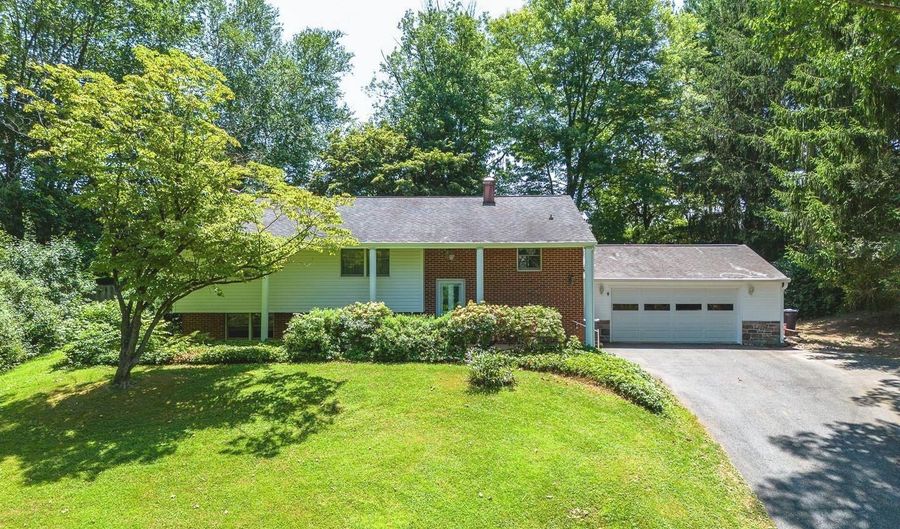 2706 TERRA VISTA Dr, Baldwin, MD 21013 - 3 Beds, 3 Bath