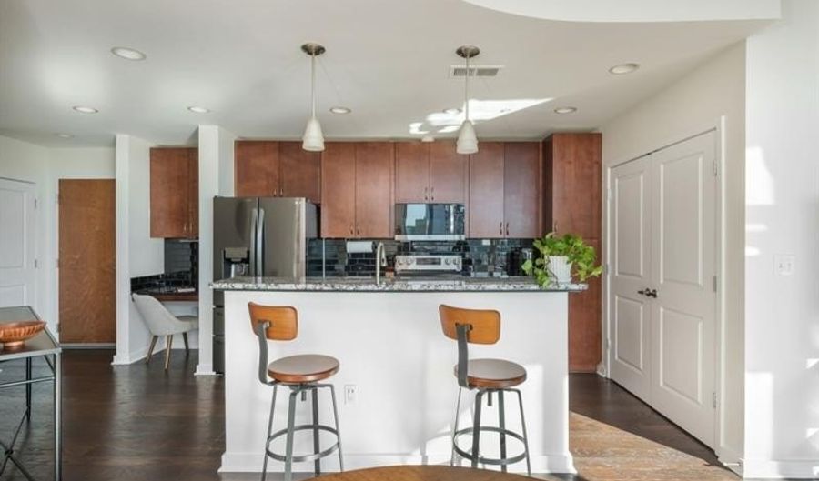 860 Peachtree St 1418, Atlanta, GA 30308 - 2 Beds, 2 Bath