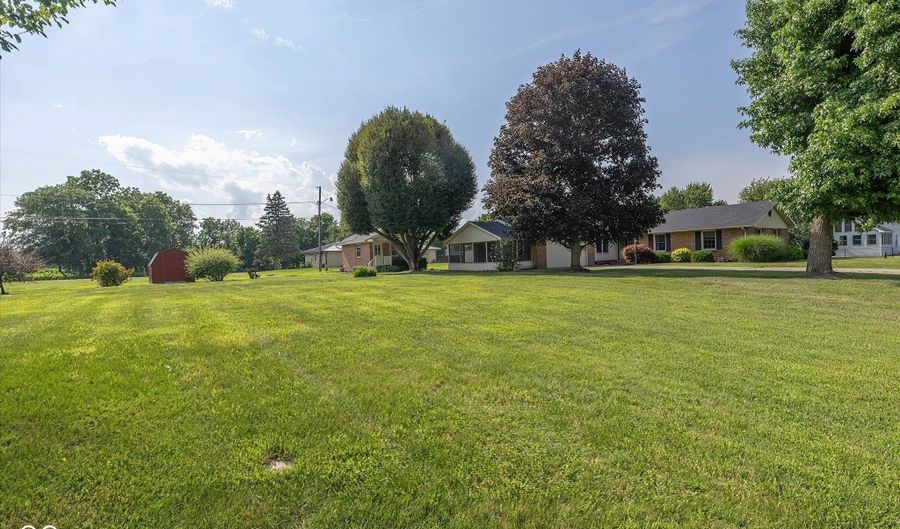 1208 Fulton Ave, Alexandria, IN 46001 - 3 Beds, 3 Bath
