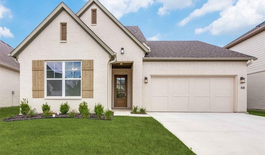 108 W Observation Dr, Aledo, TX 76008 - 3 Beds, 2 Bath