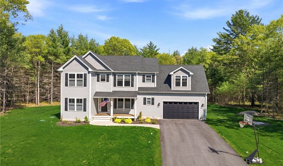 1 Cassidy Trl, Coventry, RI 02816 - 4 Beds, 3 Bath