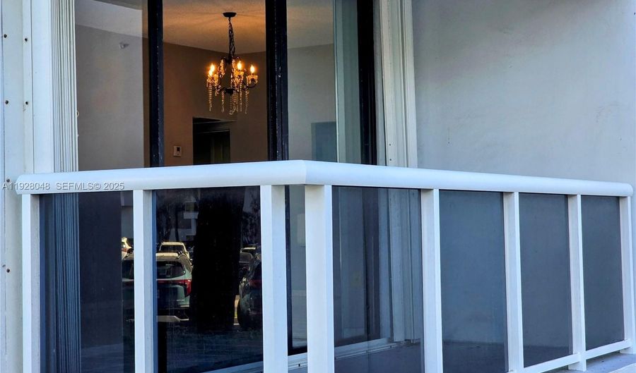 20505 E Country Club Dr 138, Aventura, FL 33180 - 2 Beds, 2 Bath