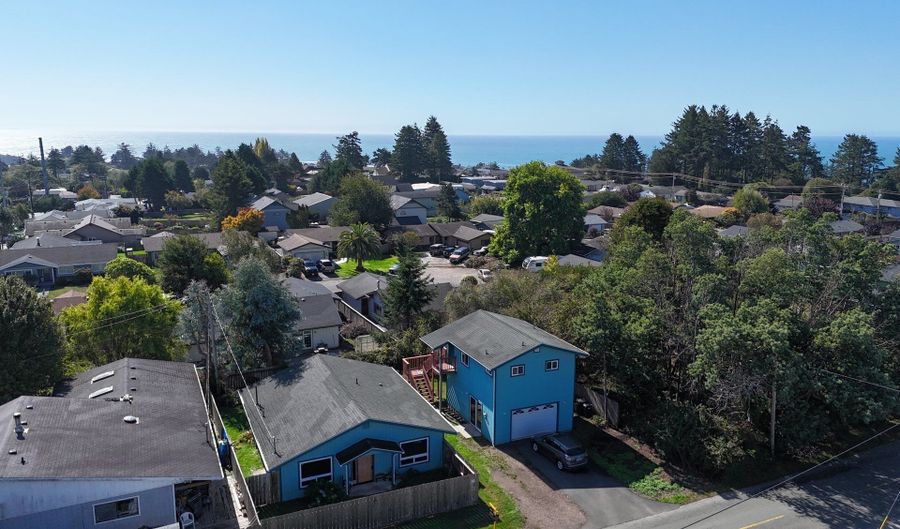 1115 RANSOM Ave, Brookings, OR 97415 - 2 Beds, 2 Bath