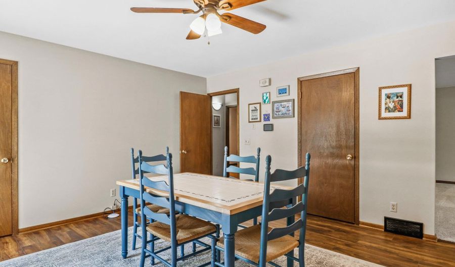 1602 Golden Oak Ln, Madison, WI 53711 - 3 Beds, 1 Bath