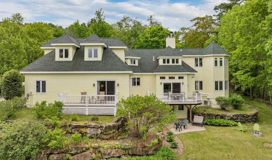 32 Merrill Rd, Campton, NH 03223 - 3 Beds, 4 Bath