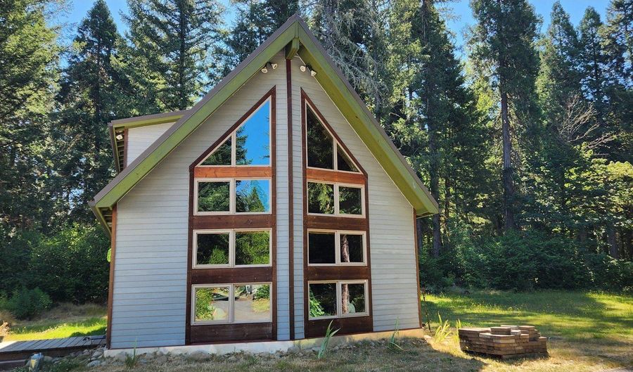 55533 MCKENZIE RIVER Dr, Blue River, OR 97413 - 2 Beds, 2 Bath