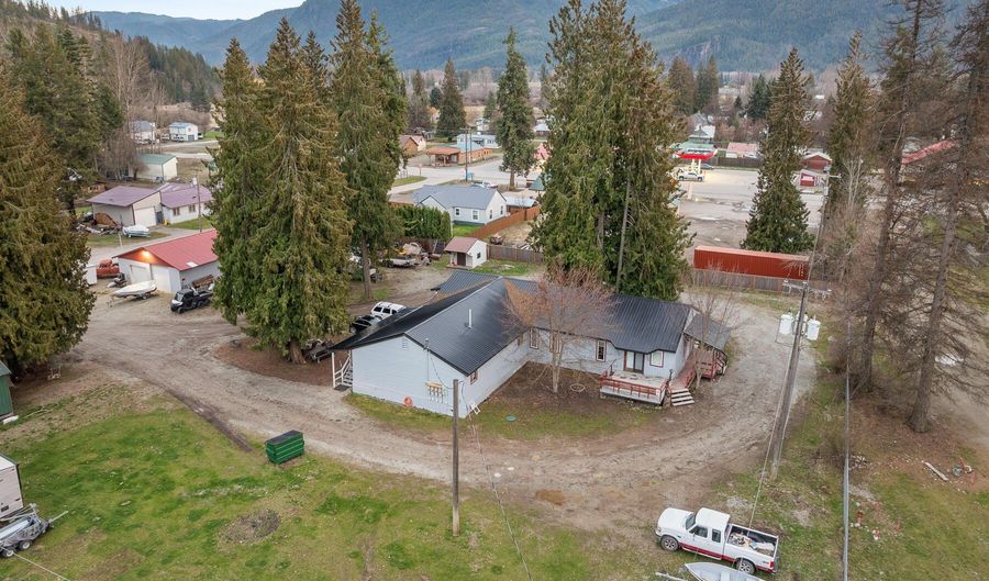 517 N Stephen St, Clark Fork, ID 83811 - 7 Beds, 0 Bath