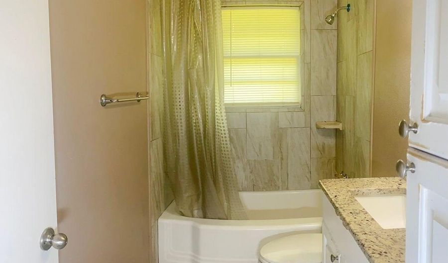 2726 Ray Weiland Dr, Baker, LA 70714 - 3 Beds, 1 Bath