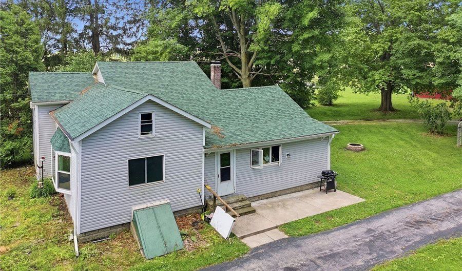 2235 Forman Rd, Austinburg, OH 44010 - 4 Beds, 1 Bath