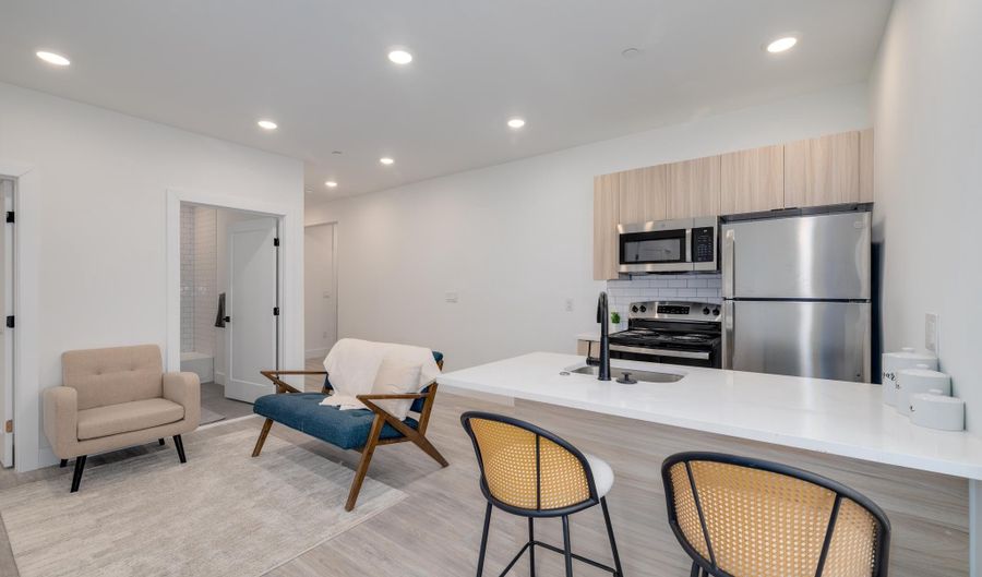 2400-18 E HUNTINGDON St 625, Philadelphia, PA 19125 - 2 Beds, 2 Bath