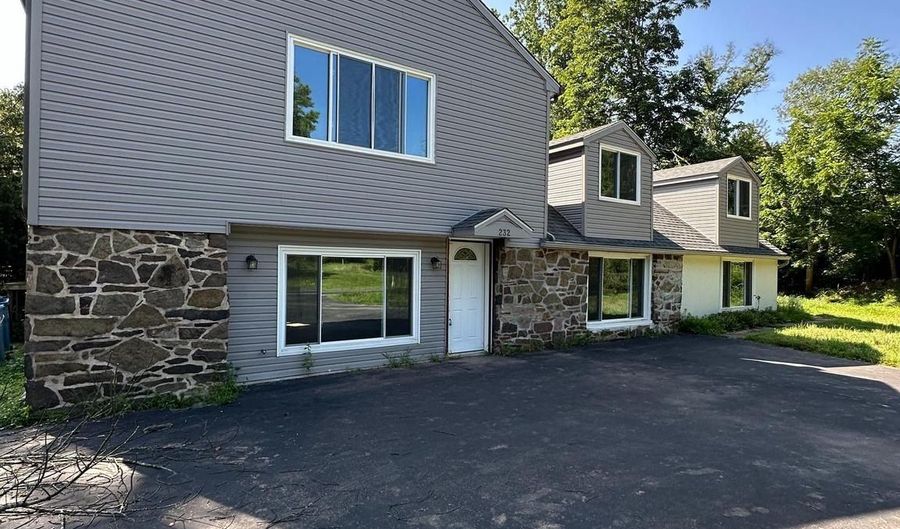 232 MCKEAN Rd, Ambler, PA 19002 - 3 Beds, 3 Bath