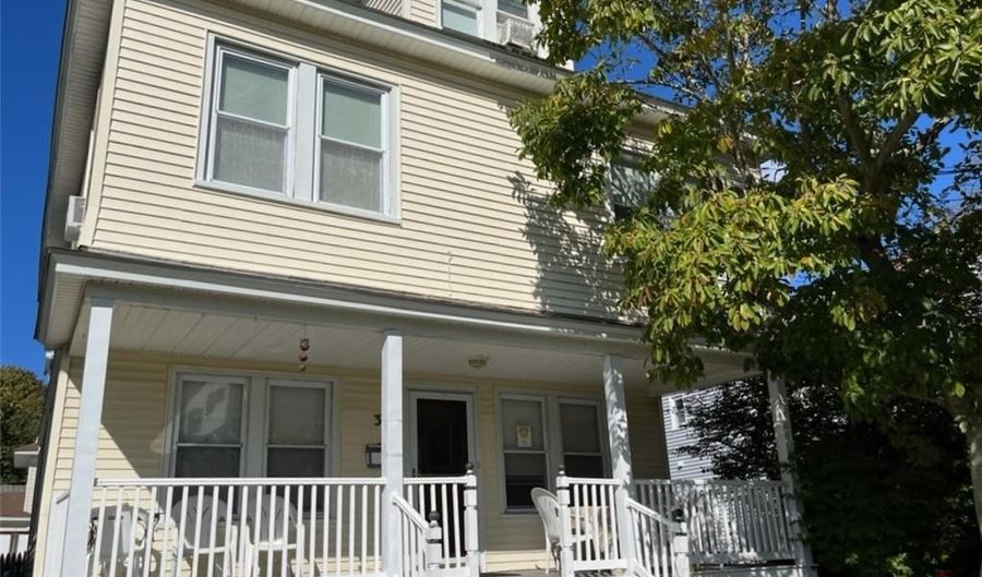 35 Neptune Ave, New London, CT 06320 - 4 Beds, 3 Bath