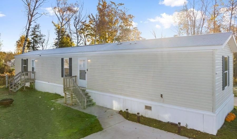 8745 SANDY LOT #92, Alanson, MI 49706 - 3 Beds, 2 Bath