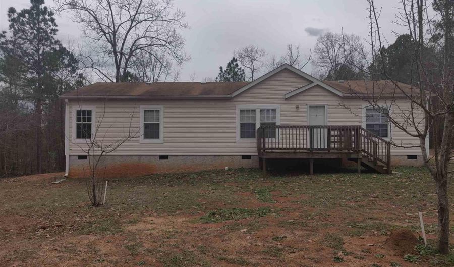 1013 S Highway 41, Barnesville, GA 30204 - 3 Beds, 2 Bath