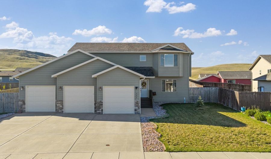 309 Big Badger Dr, Box Elder, SD 57719 - 4 Beds, 3 Bath