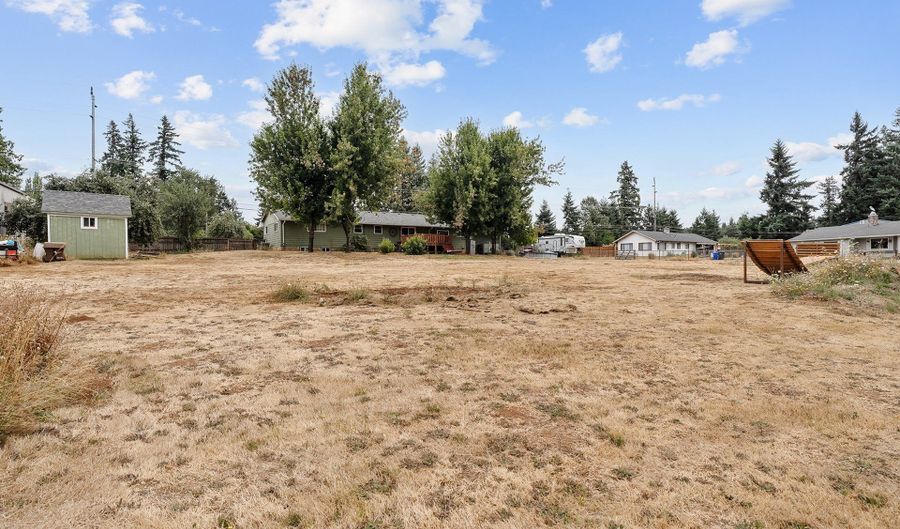 20415 HIGHWAY 213, Oregon City, OR 97045 - 6 Beds, 3 Bath