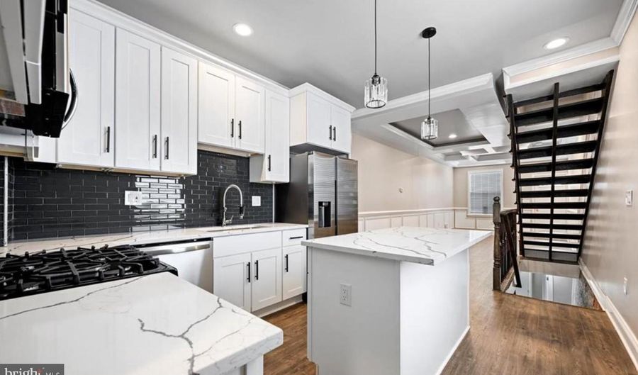2419 ORLEANS St, Baltimore, MD 21224 - 4 Beds, 4 Bath