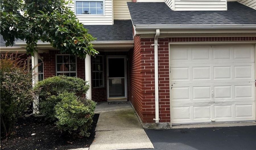 626 Smithfield Rd, North Providence, RI 02904 - 2 Beds, 2 Bath
