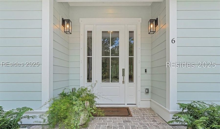 6 Meridian Point Dr, Bluffton, SC 29910 - 4 Beds, 4 Bath