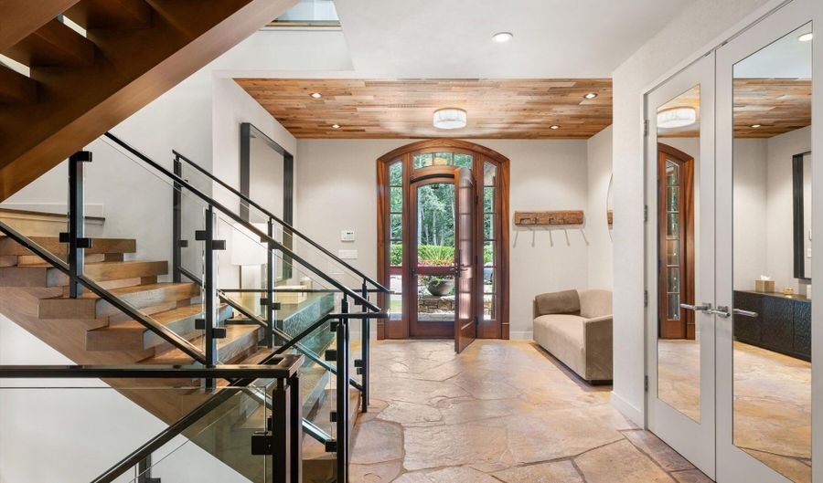 971 Ute Ave, Aspen, CO 81611 - 5 Beds, null Bath