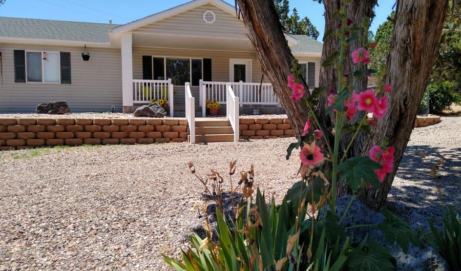 65 N BUTCH CASSIDY Trl, Central, UT 84722 - 3 Beds, 2 Bath