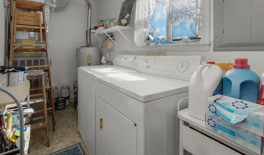 223 W 19TH, North Wildwood, NJ 08260 - 5 Beds, 3 Bath