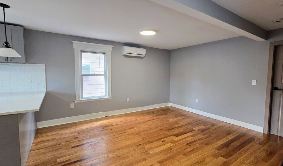 34 W 48TH St 2, Bayonne, NJ 07002 - 2 Beds, 1 Bath