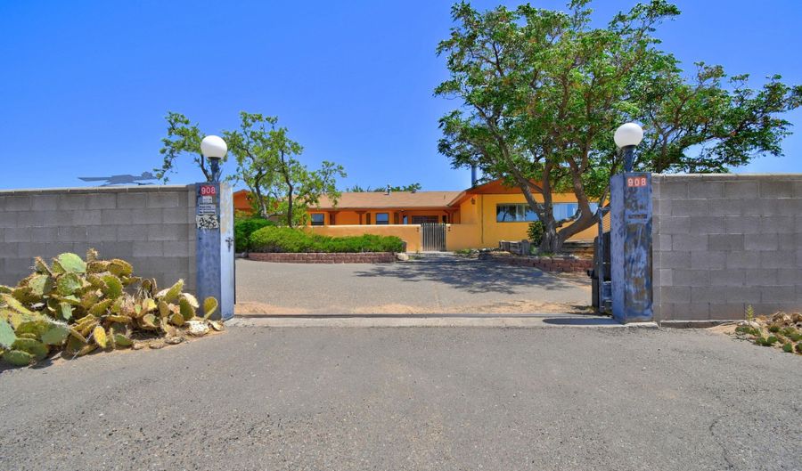 908 NAZCON Pl, Bernalillo, NM 87004 - 3 Beds, 2 Bath