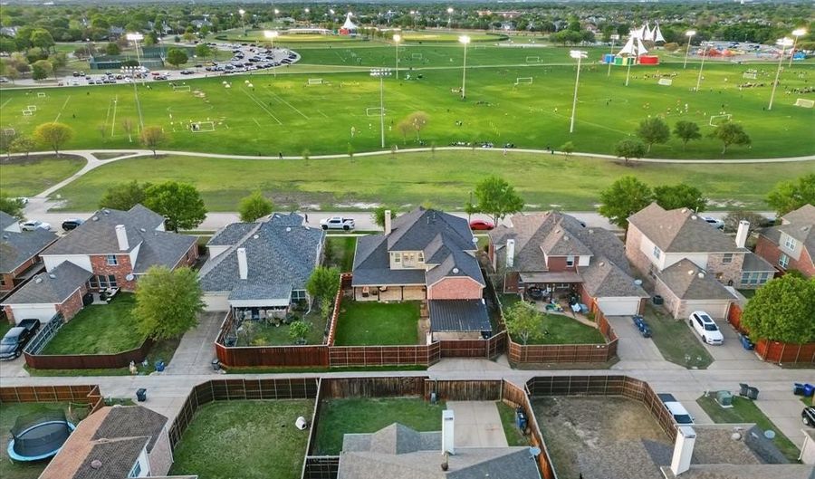 1614 Clear Springs Dr, Allen, TX 75002 - 5 Beds, 5 Bath