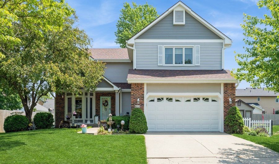 609 4th Ave NW, Altoona, IA 50009 - 4 Beds, 3 Bath