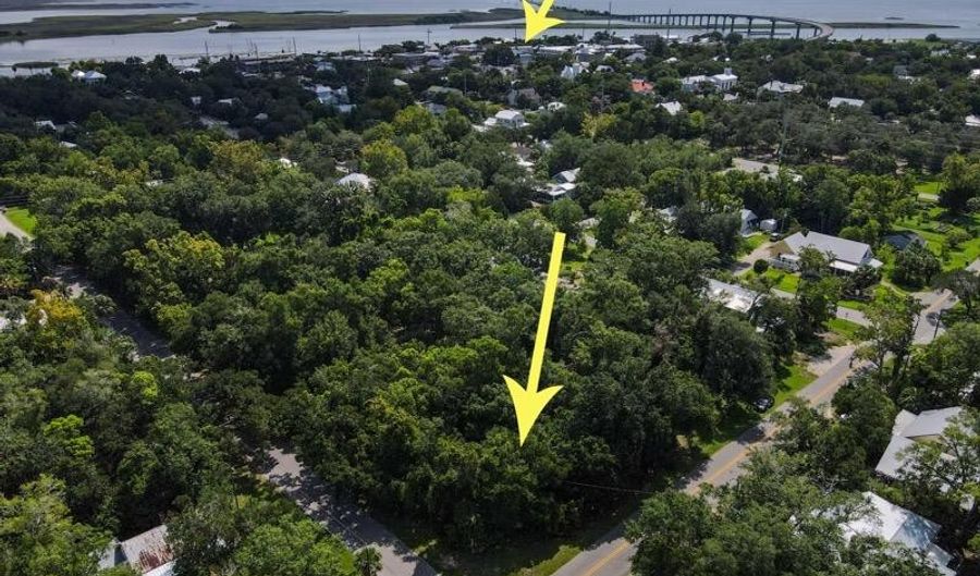 139 8th St, Apalachicola, FL 32320 - 0 Beds, 0 Bath