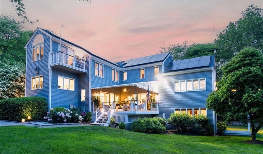 48 Wright Ln, Jamestown, RI 02835 - 4 Beds, 3 Bath