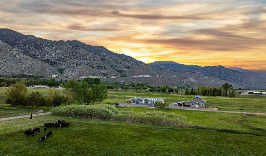 320 Mottsville, Gardnerville, NV 89460 - 4 Beds, 3 Bath
